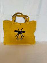 Carregar imagem no visualizador da galeria, Mini Beach Bag Mosquito Yellow
