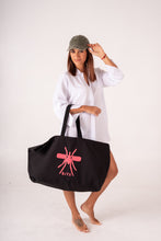 Carregar imagem no visualizador da galeria, Beach Bag XL Black/Pink Mosquito
