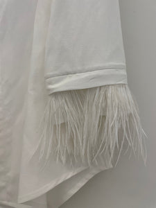 Camisa Exclusiva Branca com plumas brancas