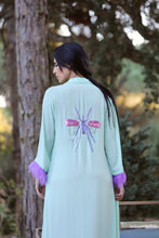 Carregar imagem no visualizador da galeria, Kimono Aqua Exclusivo plumas Mosquito Alfazema / Pink

