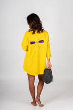 Carregar imagem no visualizador da galeria, Camisa Amarela Exclusiva Mosquito Amarelo/Roxo
