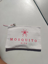 Carregar imagem no visualizador da galeria, Bolsa Lona Mosquito Off White/Red
