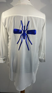 Camisa Branca Mosquito Azul