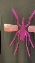 Carregar imagem no visualizador da galeria, Kimono Preto Exclusivo Mosquito Beringela/Rosa
