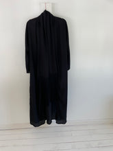 Carregar imagem no visualizador da galeria, Kimono Preto Exclusivo Mosquito azul/rosa
