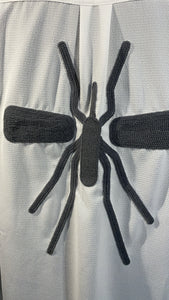 Camisa Branca Mosquito Cinza veludo
